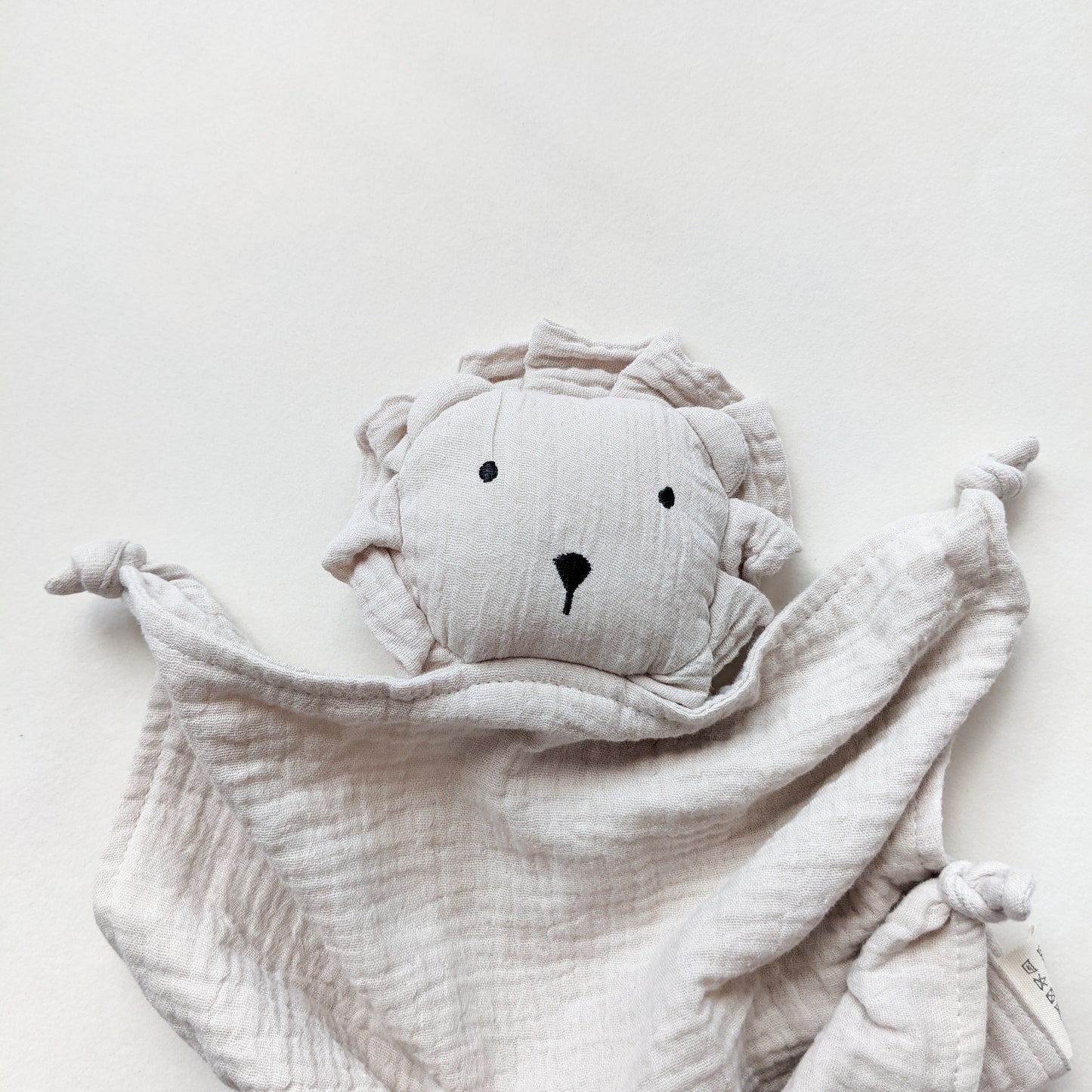 Knotted Lion Soother